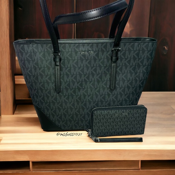 signature tote michael kors large aria tote